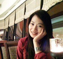 经济频道女主播,女主播的财经智慧与魅力风采