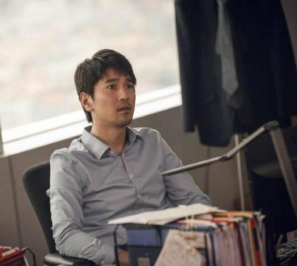 平凡的荣耀金宸背景