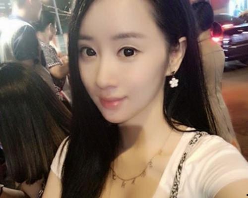 网络红人陈琳生活照